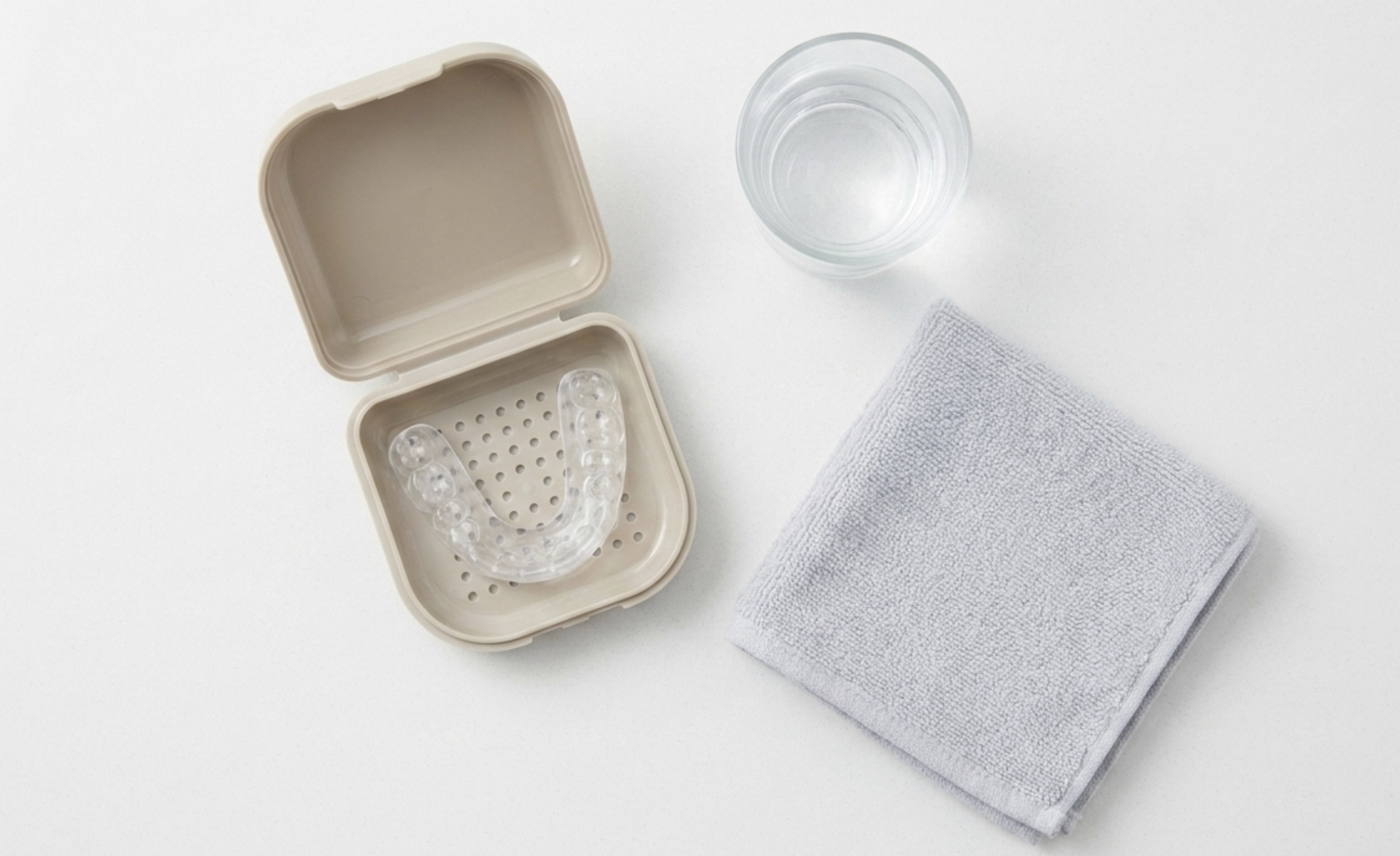 night guard stored correctly in ventilated case air dried